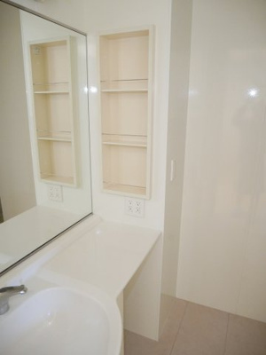 【洗面所】 | キャピタル