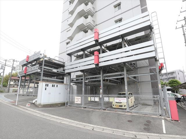 グランマスト西条広大前の駐車場|機械式駐車場