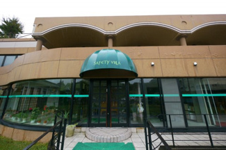 【エントランス】 | セーフティヴィラ