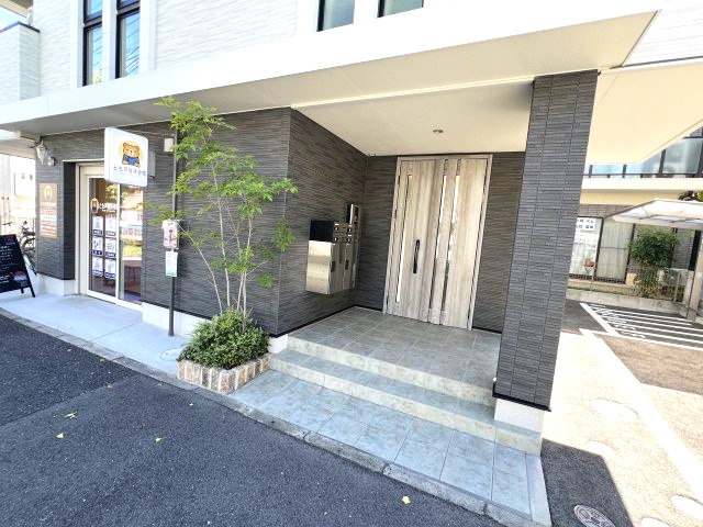 【エントランス】 | ストラッセ芦屋
