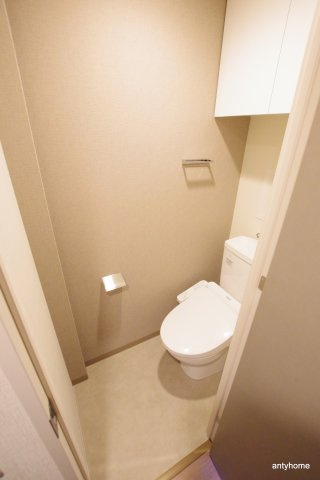 アーバネックス京町堀 仲介手数料無料のトイレ