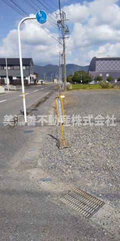 ５７６０３　揖斐郡大野町黒野土地の前面道路含む現地写真
