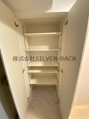 アドバンス難波西アクアの収納