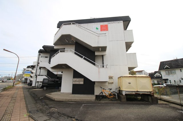 第一押川ビルの外観