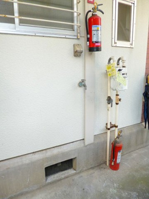 【設備】 | ハイツアール | 洗濯機置き場