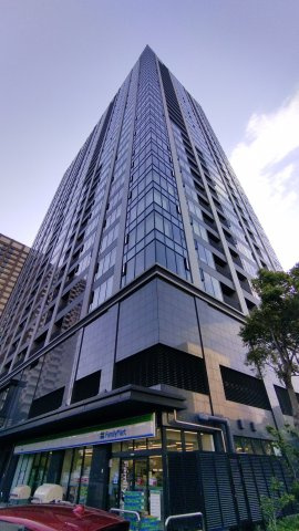 シティタワー有明の外観