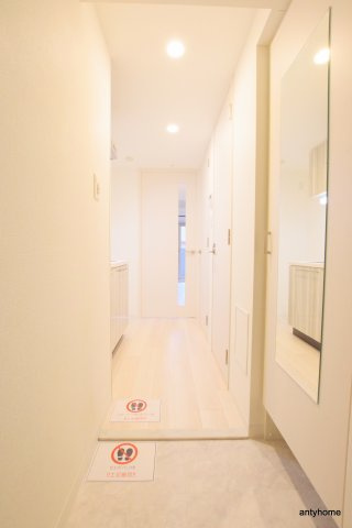 エスリード弁天町グランツ 仲介手数料無料の玄関