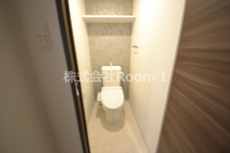 【トイレ】 | S-RESIDENCE天満Gracis | 清潔感のあるトイレです