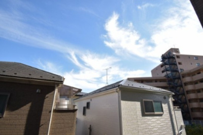 【展望】 | クリオ調布弐番館 | 景色を遮るものがないと、陽の光を長い時間浴びられます。空気も澄んでいるように感じますね。
