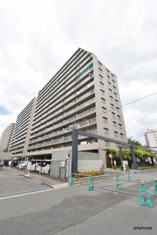 ファミールハイツ北大阪1号棟　仲介手数料無料の外観