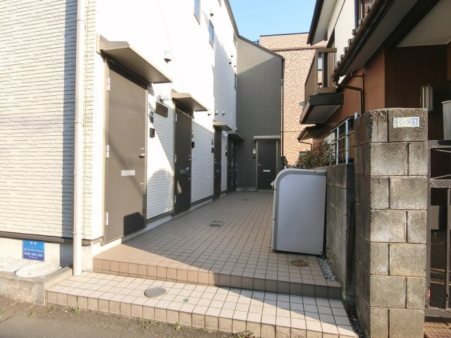 【エントランス】