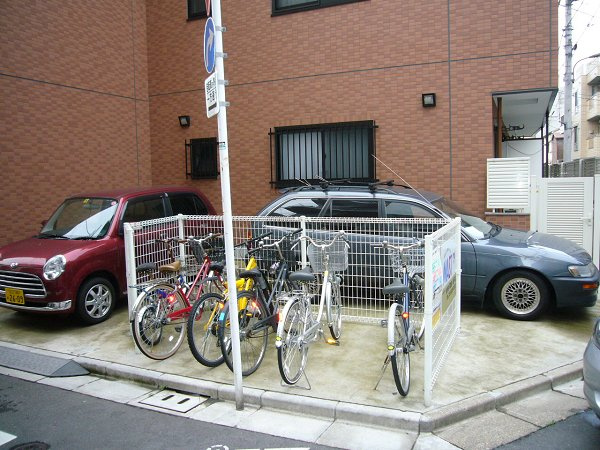 クロスト亀戸のその他共用部分|自転車置場