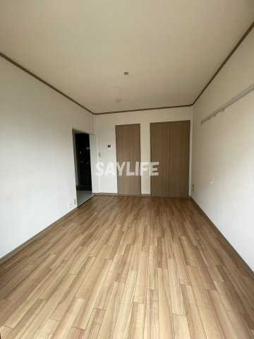 ガリューコート菱屋西の内装