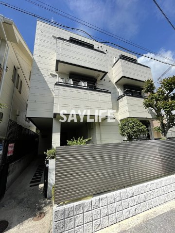 ガリューコート菱屋西の外観