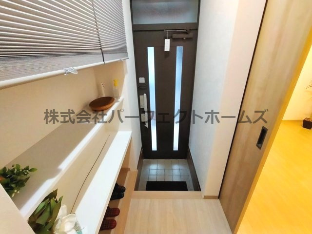 高野道1丁目中古戸建の玄関|落ち着いた玄関です