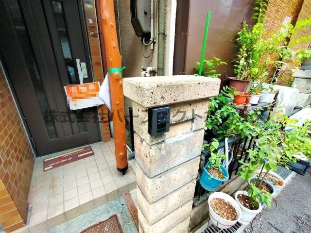 高野道1丁目中古戸建のエントランス