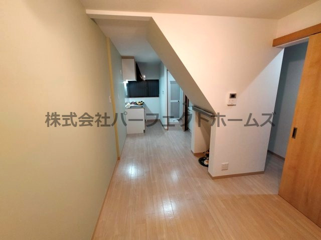高野道1丁目中古戸建の居間・リビング|居間です