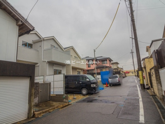 【前面道路含む現地写真】