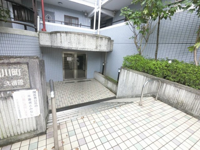 【エントランス】 | リベルテ石川町弐番館 | エントランス部分です。