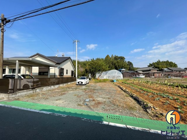 フェスタリア本の駐車場