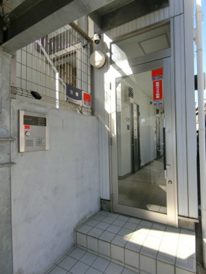 【エントランス】 | アヴァンセ西遊