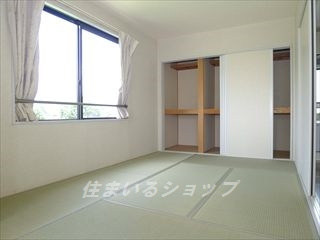 広島市安佐北区深川１丁目のアパートの収納