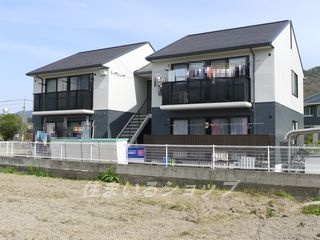 広島市安佐北区深川１丁目のアパート