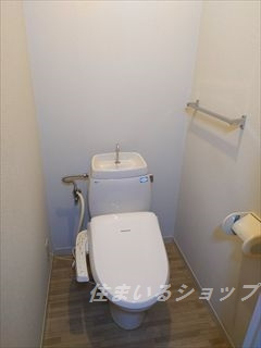 広島市安佐北区深川１丁目のアパートのトイレ|シャワートイレ