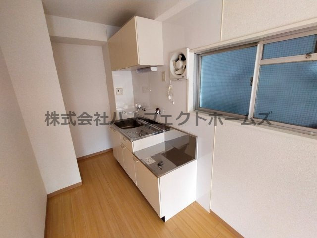 香里ヶ丘ビルのキッチン|きれいなキッチンです