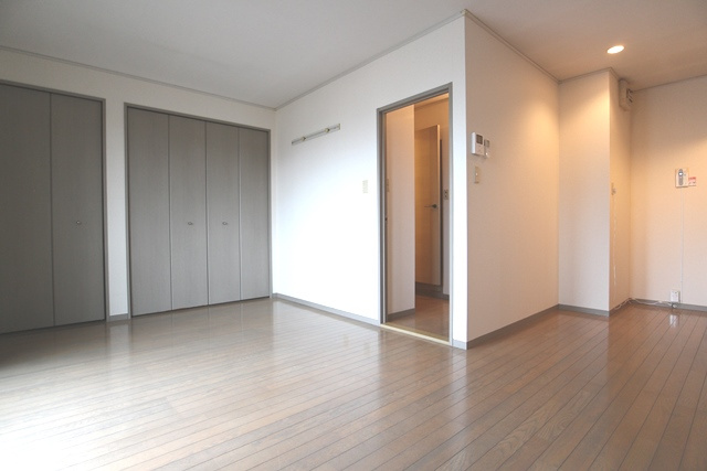 セゾンコート壱番館【キャッシュバック対象物件】の居間・リビング