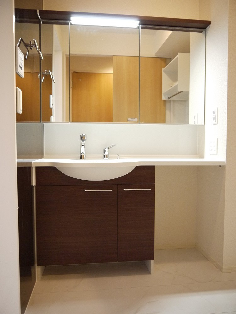 ユイメゾン幸町の洗面所