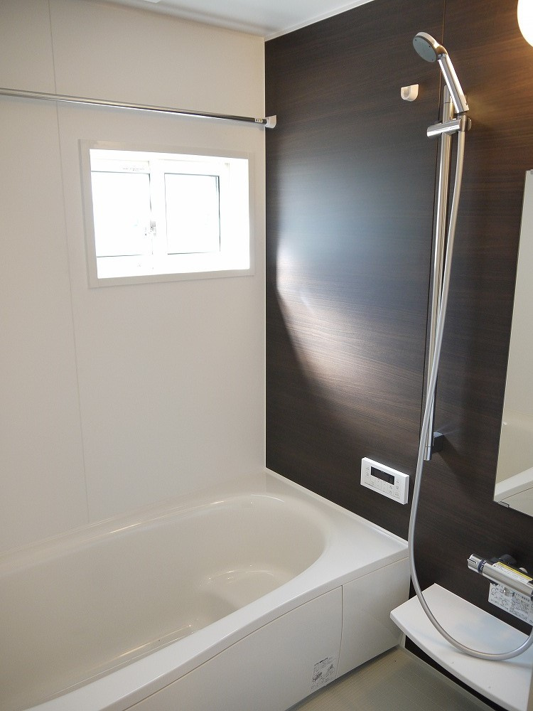 ユイメゾン幸町の浴室