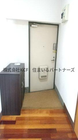 タワーサイドビルの玄関|ゆったりとした玄関です