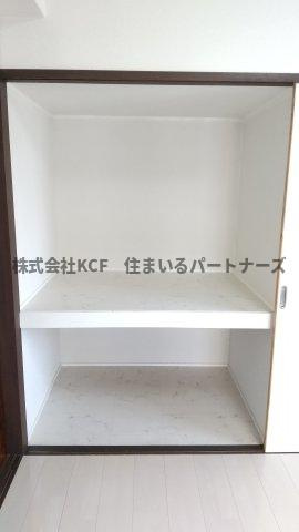 タワーサイドビルの収納|小物を収納するのに便利です