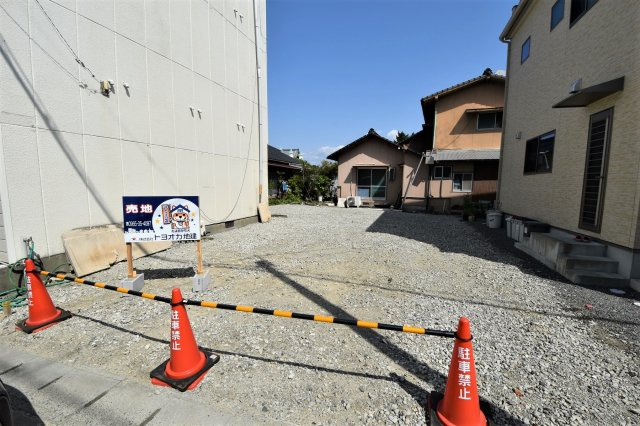 八幡町土地の外観
