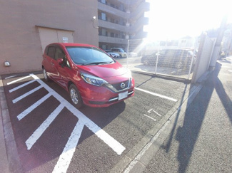 【駐車場】 | 平置き駐車場です。