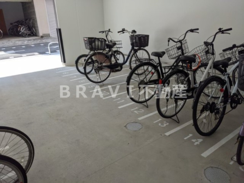 ヴィラ・セレーノ玉造本町　BRAVI不動産のその他共用部分|【ルネフラッツ玉造本町】駐輪場