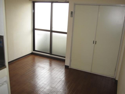 【洋室】 | 利回り：約9％。全15戸の一棟収益マンション！