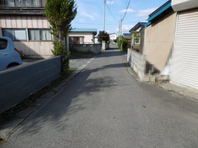 【前面道路含む現地写真】 | 黒石市北美町三丁目土地
