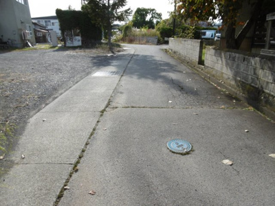 【前面道路含む現地写真】 | 黒石市北美町三丁目土地