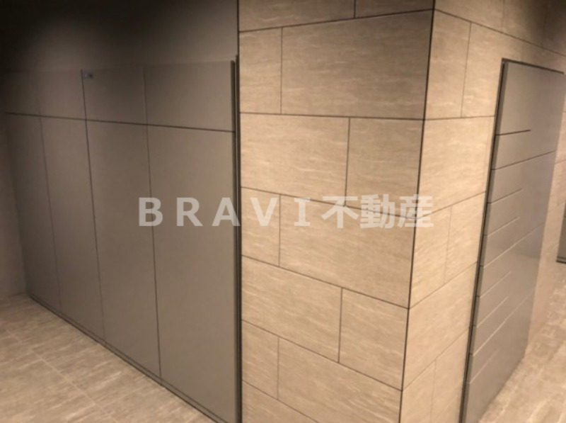 ルネフラッツ谷町四丁目　BRAVI不動産のその他共用部分|【ルネフラッツ谷町四丁目】宅配ボックス