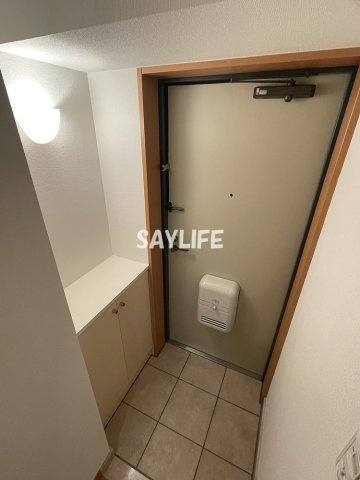 グラン・エトワール・ドゥの玄関