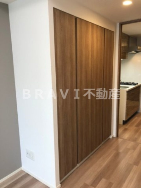 ルネフラッツ谷町四丁目　BRAVI不動産の収納|【ルネフラッツ谷町四丁目】収納スペースも充実しています