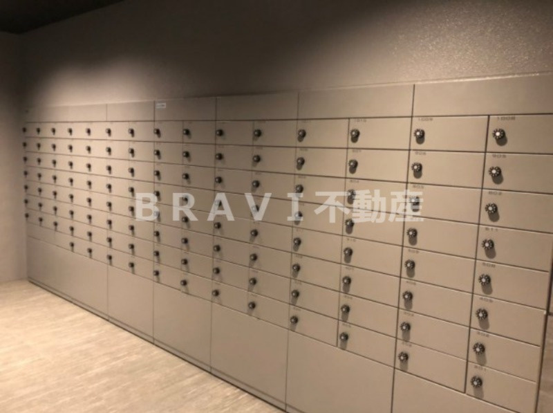 ルネフラッツ谷町四丁目　BRAVI不動産の設備|【ルネフラッツ谷町四丁目】郵便受け