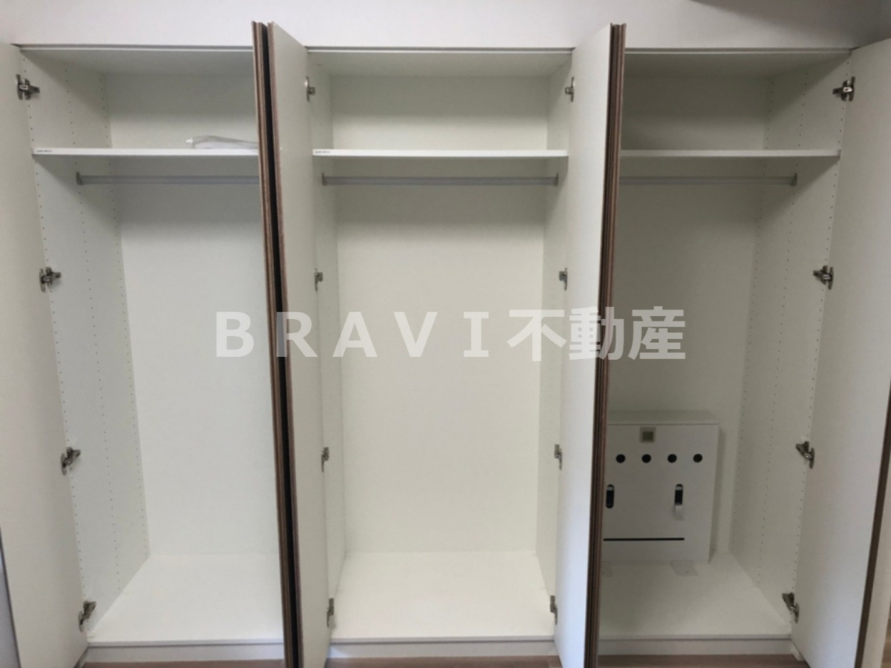ルネフラッツ谷町四丁目　BRAVI不動産の収納|【ルネフラッツ谷町四丁目】収納スペースも充実しています