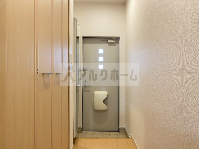 グレイス寺川の玄関