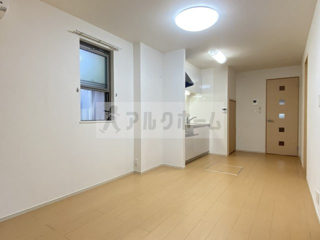 グレイス寺川の居間・リビング