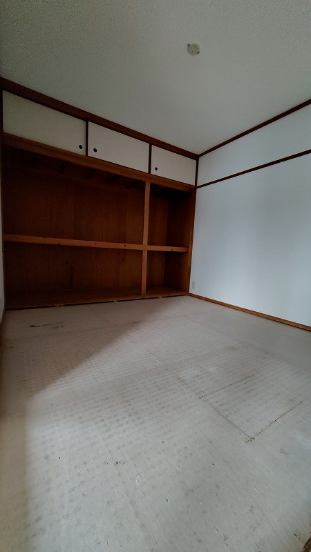 箕面市半町３丁目の賃貸マンションの和室