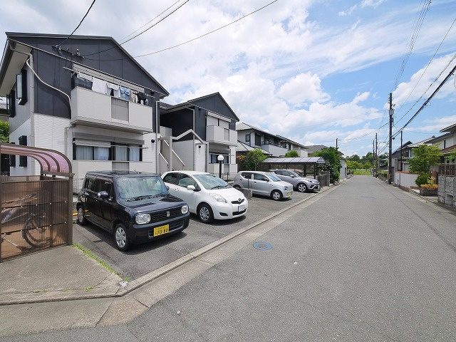サクラハイツの駐車場