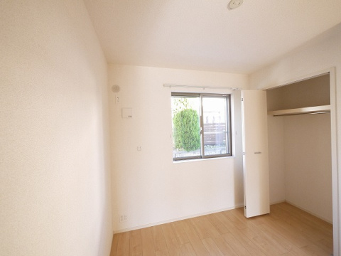 ルナ　ヒルズの洋室|広々とした洋室です